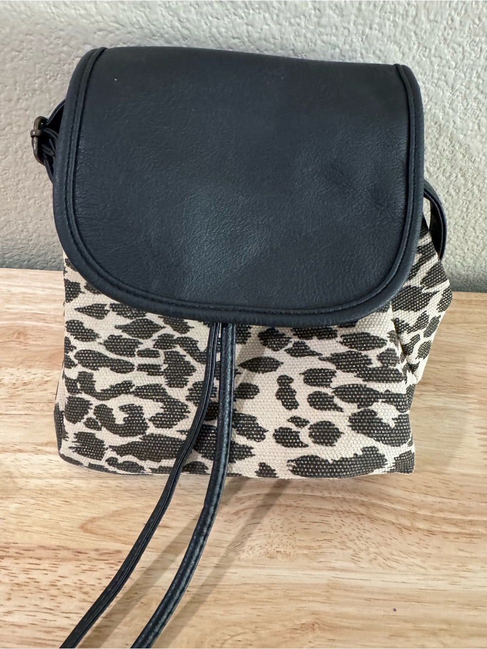 Black & Cream Leopard Print Crossbody Bag